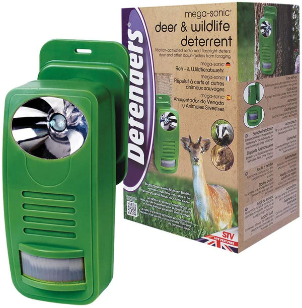 Defenders 12.5 x 17 x 27 cm Deer and Wildlife Deterrent (Weather-Resistant, Motion-Activated, Flashlight and Radio Speaker, Repels Pests from Plants in Gardens), Green